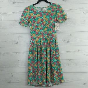 LuLaRoe S & L Floral Amelia